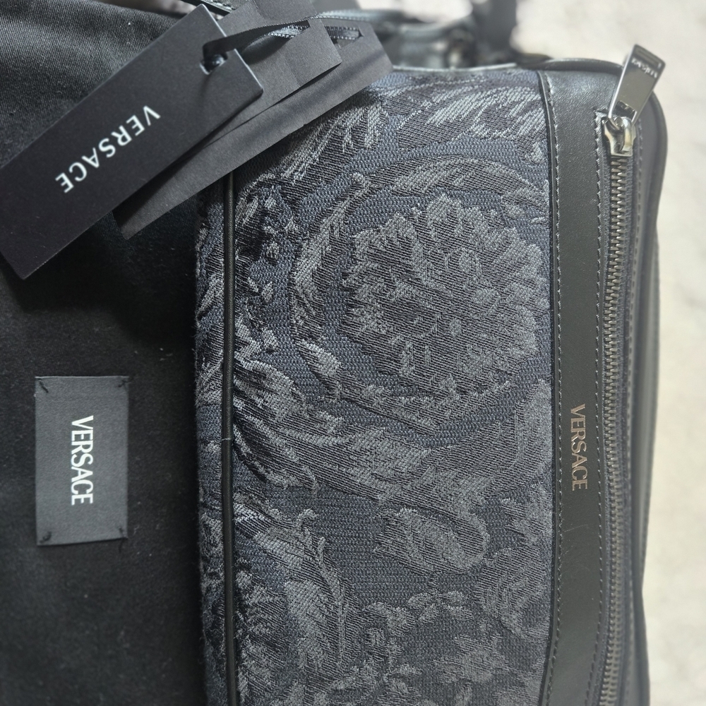 Versace NWT Wristlet Clutch - Picture 12 of 17